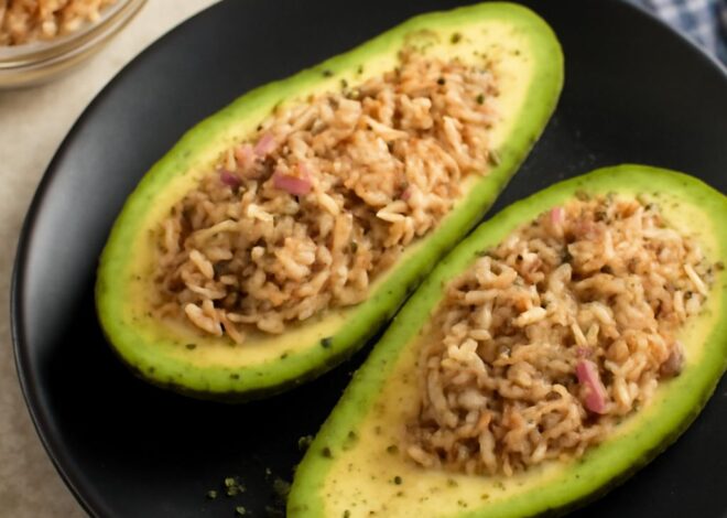 Avocado Carbs Keto: Mastering Low-Carb Vegetables