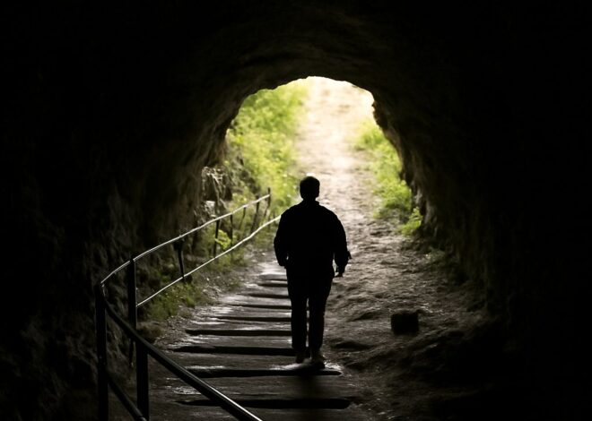 Exploring Fat Man’s Misery at Mammoth Cave: A Nutritional Perspective